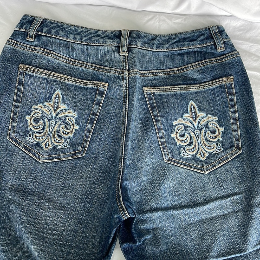 Really comfortable Talbots Stretch jeans -natural high waisted. Size 6P.